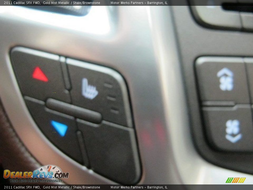 2011 Cadillac SRX FWD Gold Mist Metallic / Shale/Brownstone Photo #32