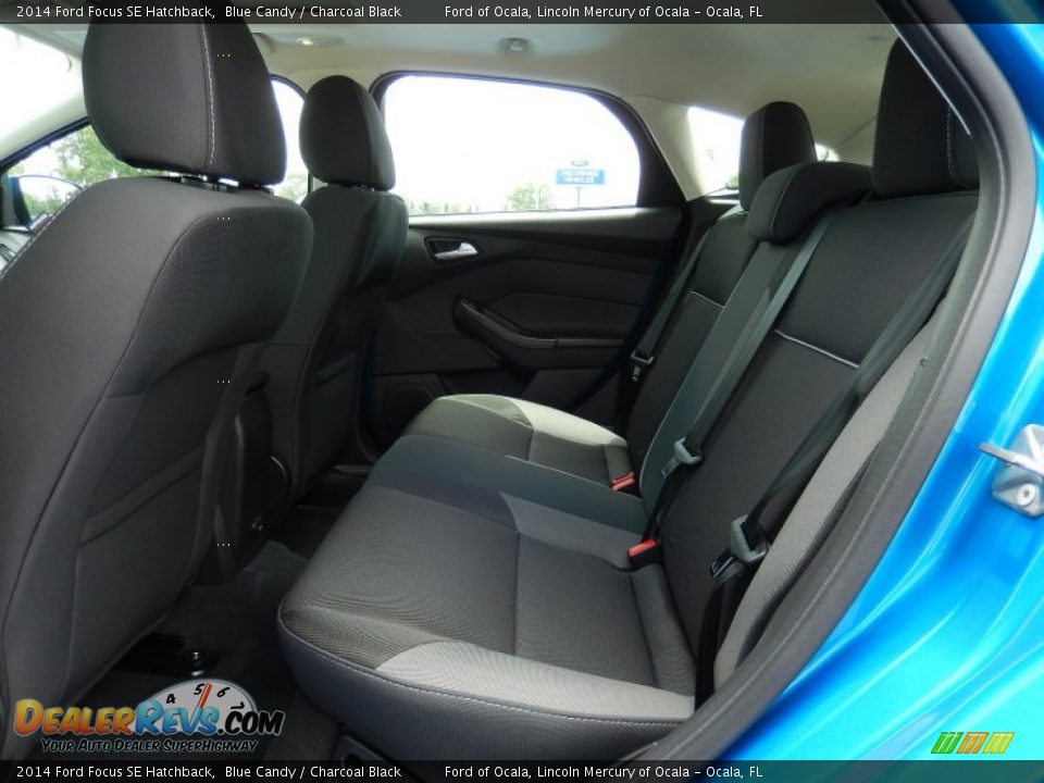 2014 Ford Focus SE Hatchback Blue Candy / Charcoal Black Photo #7