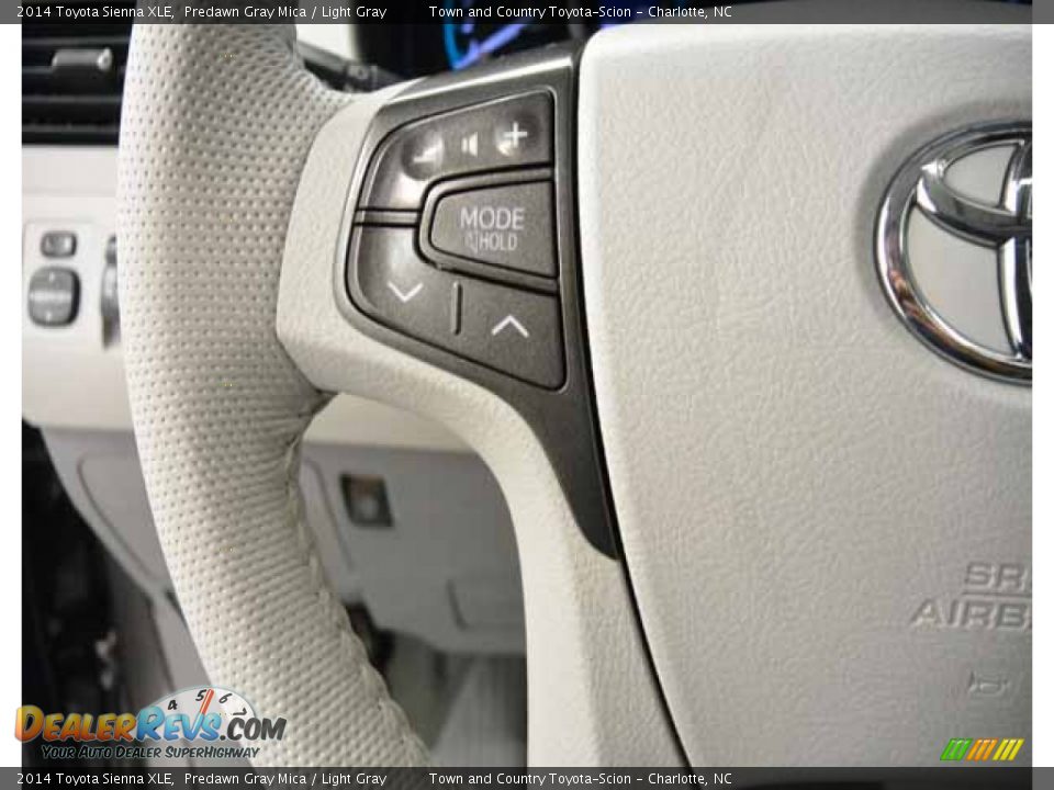 2014 Toyota Sienna XLE Predawn Gray Mica / Light Gray Photo #31