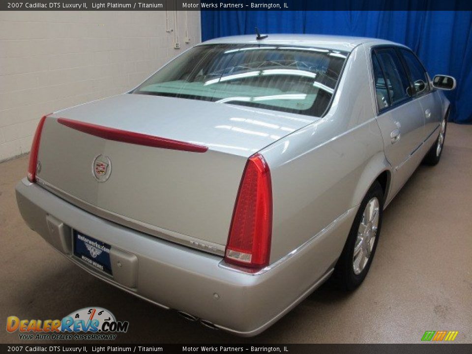 2007 Cadillac DTS Luxury II Light Platinum / Titanium Photo #9