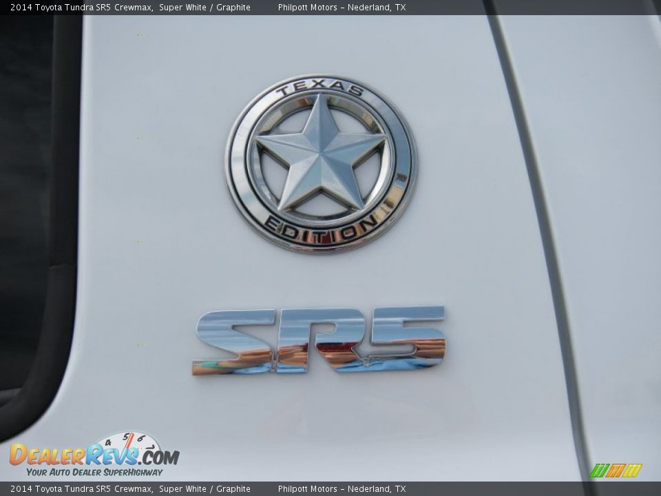 2014 Toyota Tundra SR5 Crewmax Logo Photo #15