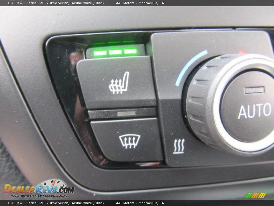 2014 BMW 3 Series 328i xDrive Sedan Alpine White / Black Photo #18