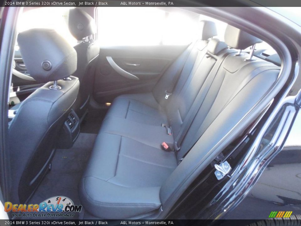 2014 BMW 3 Series 320i xDrive Sedan Jet Black / Black Photo #12