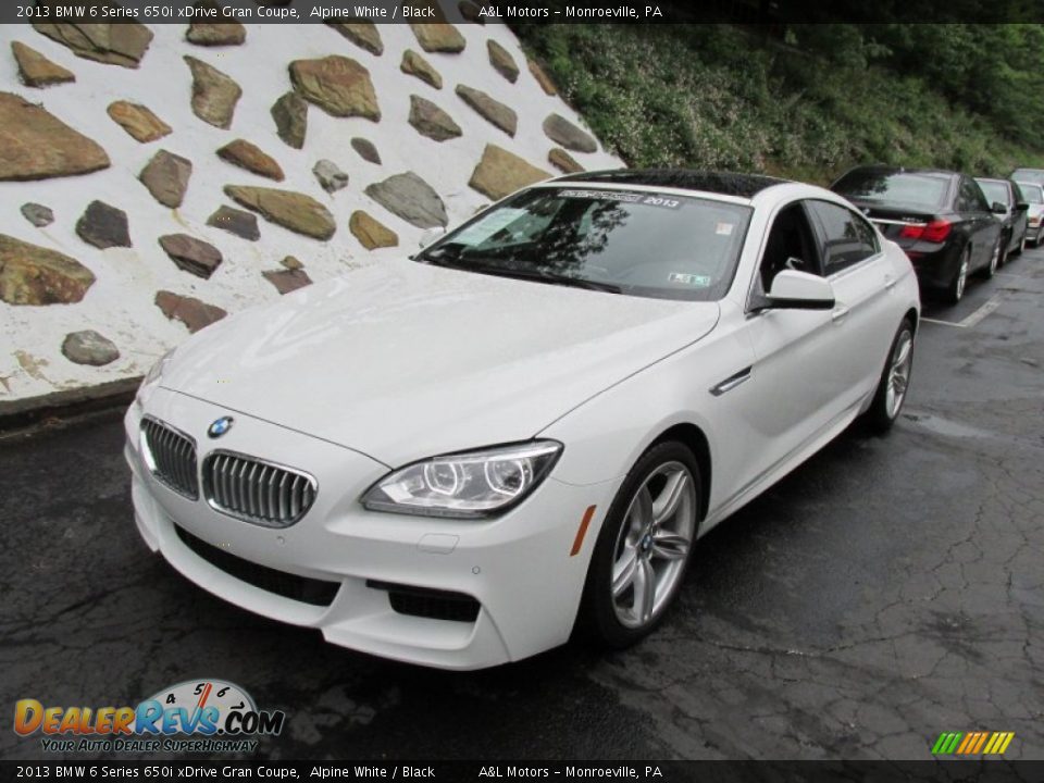 Front 3/4 View of 2013 BMW 6 Series 650i xDrive Gran Coupe Photo #9