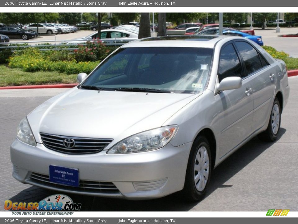 2006 Toyota Camry LE Lunar Mist Metallic / Stone Gray Photo #2