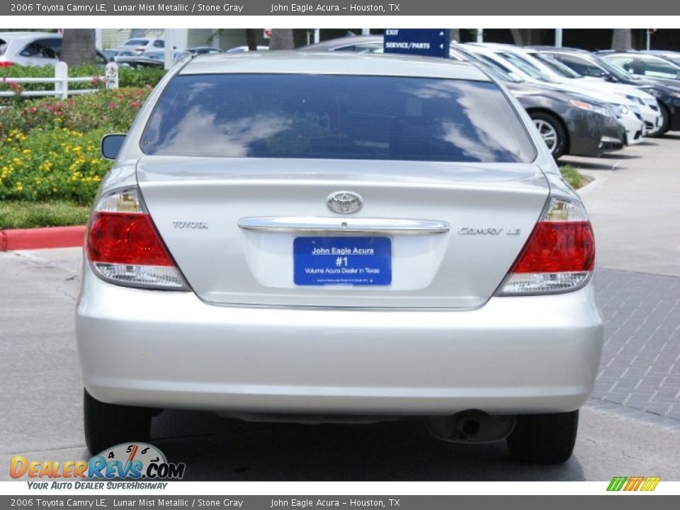 2006 Toyota Camry LE Lunar Mist Metallic / Stone Gray Photo #5