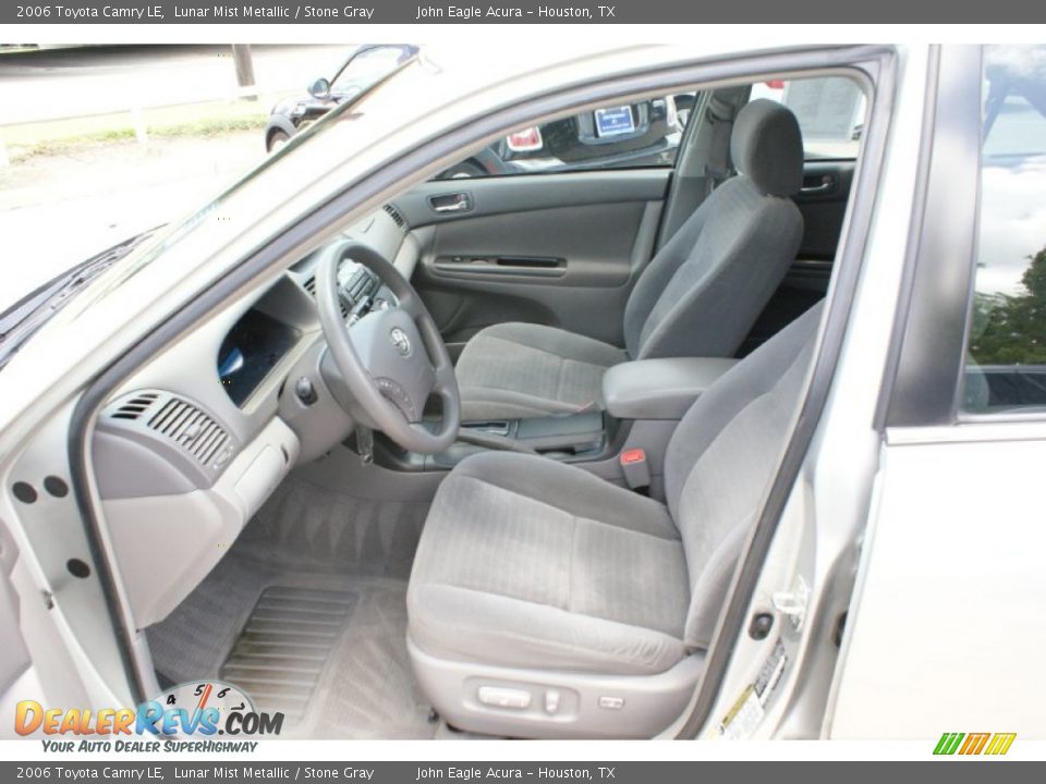 2006 Toyota Camry LE Lunar Mist Metallic / Stone Gray Photo #12