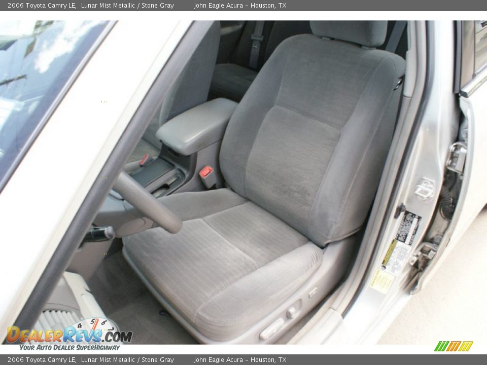 2006 Toyota Camry LE Lunar Mist Metallic / Stone Gray Photo #13