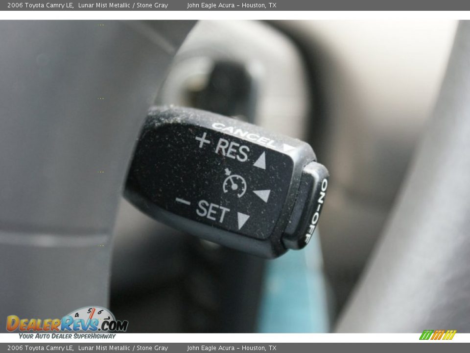 2006 Toyota Camry LE Lunar Mist Metallic / Stone Gray Photo #29