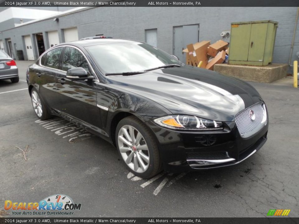 Front 3/4 View of 2014 Jaguar XF 3.0 AWD Photo #7