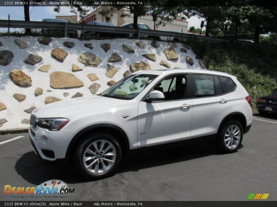 Front 3/4 View of 2015 BMW X3 xDrive28i Photo #1