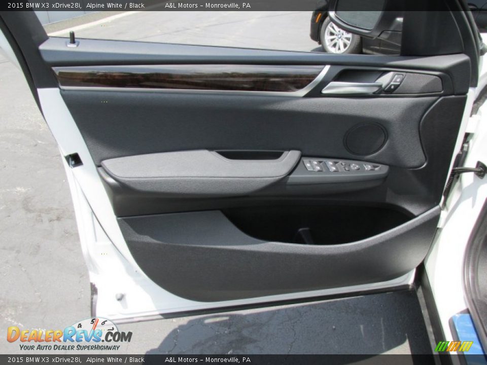 Door Panel of 2015 BMW X3 xDrive28i Photo #10