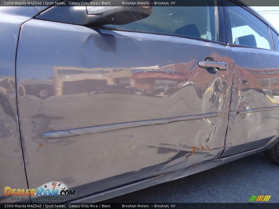 2009 Mazda MAZDA3 i Sport Sedan Galaxy Gray Mica / Black Photo #18