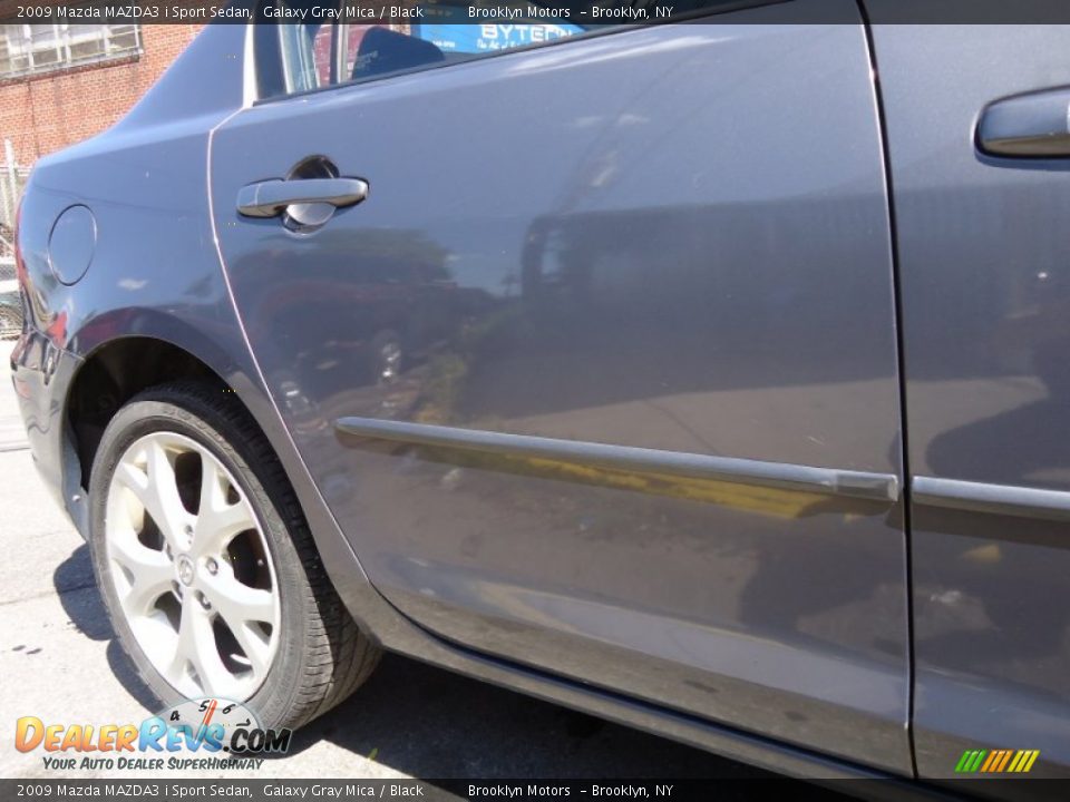 2009 Mazda MAZDA3 i Sport Sedan Galaxy Gray Mica / Black Photo #19