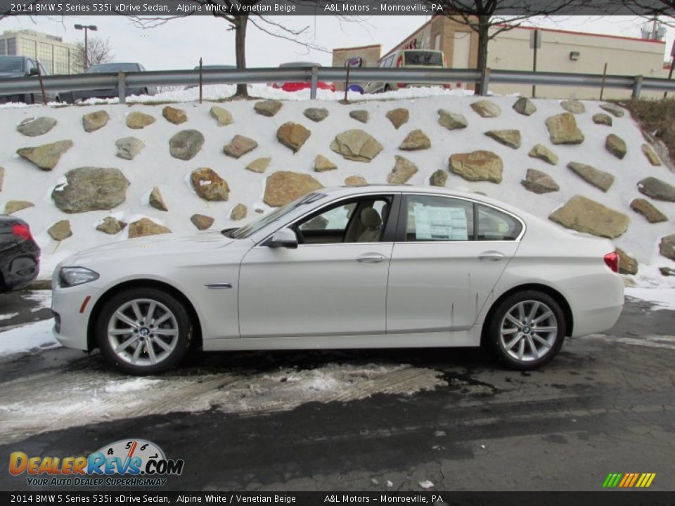 2014 BMW 5 Series 535i xDrive Sedan Alpine White / Venetian Beige Photo #2