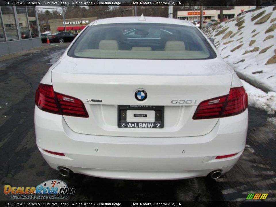 2014 BMW 5 Series 535i xDrive Sedan Alpine White / Venetian Beige Photo #5