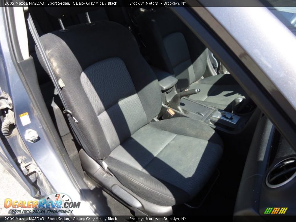2009 Mazda MAZDA3 i Sport Sedan Galaxy Gray Mica / Black Photo #34