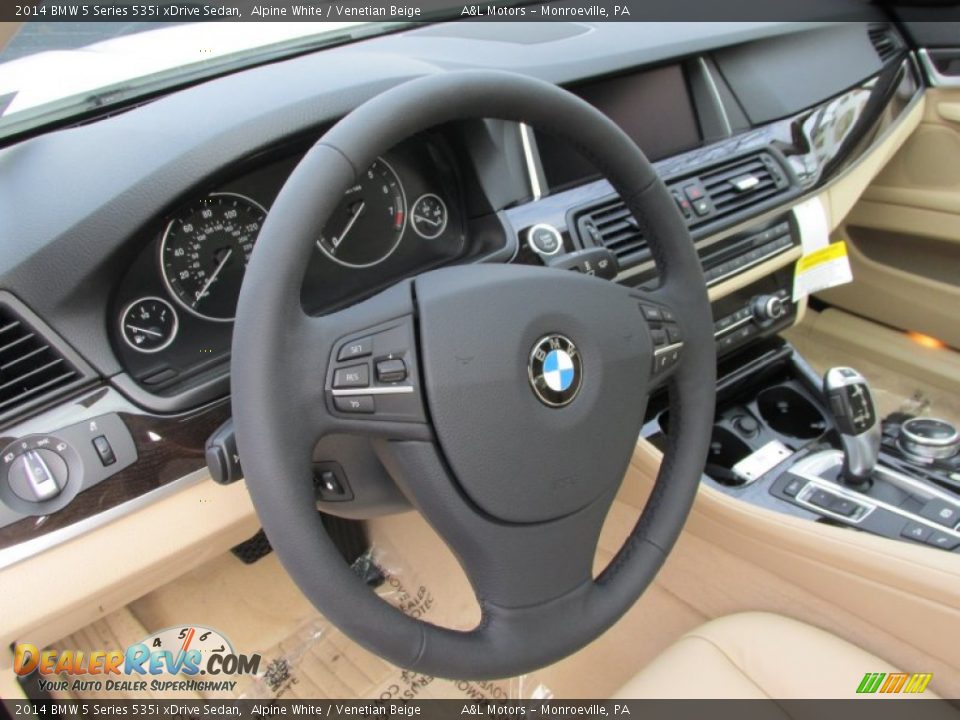 2014 BMW 5 Series 535i xDrive Sedan Alpine White / Venetian Beige Photo #14