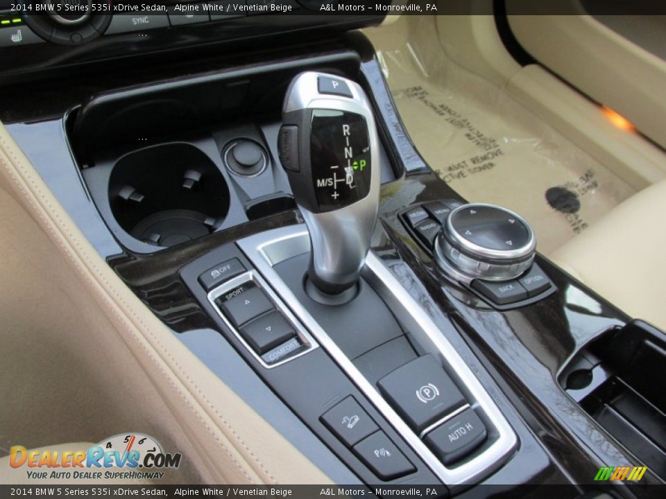 2014 BMW 5 Series 535i xDrive Sedan Alpine White / Venetian Beige Photo #15