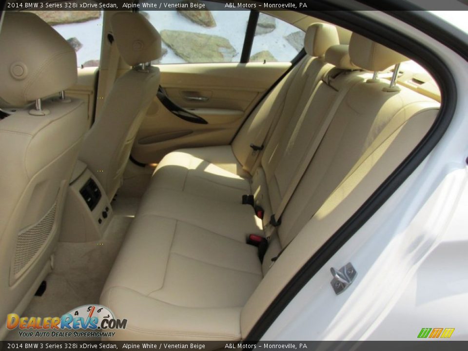 2014 BMW 3 Series 328i xDrive Sedan Alpine White / Venetian Beige Photo #12