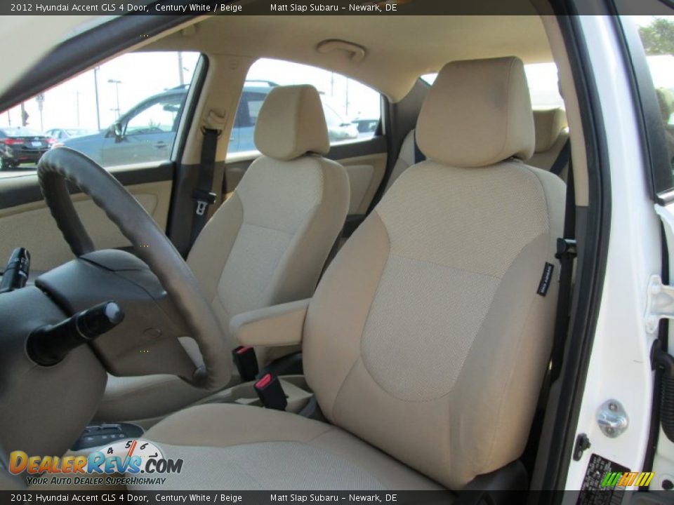 2012 Hyundai Accent GLS 4 Door Century White / Beige Photo #14