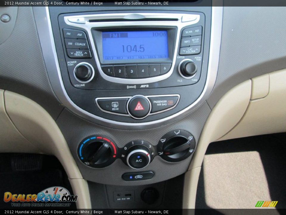 2012 Hyundai Accent GLS 4 Door Century White / Beige Photo #23