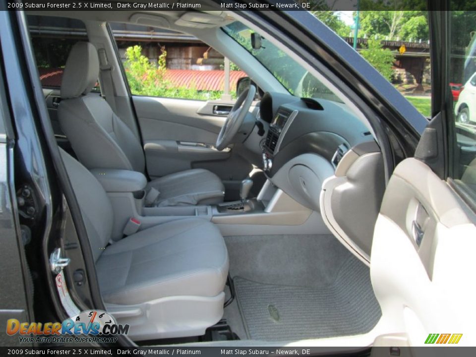 2009 Subaru Forester 2.5 X Limited Dark Gray Metallic / Platinum Photo #17