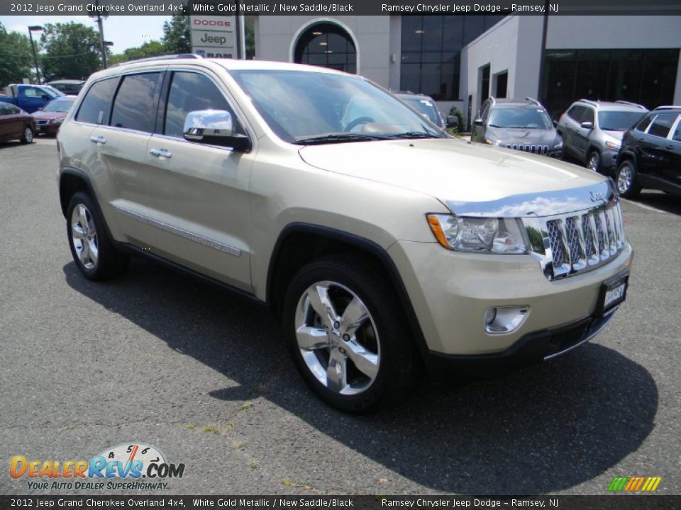 2012 Jeep Grand Cherokee Overland 4x4 White Gold Metallic / New Saddle/Black Photo #4