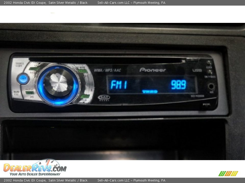 2002 Honda Civic EX Coupe Satin Silver Metallic / Black Photo #32