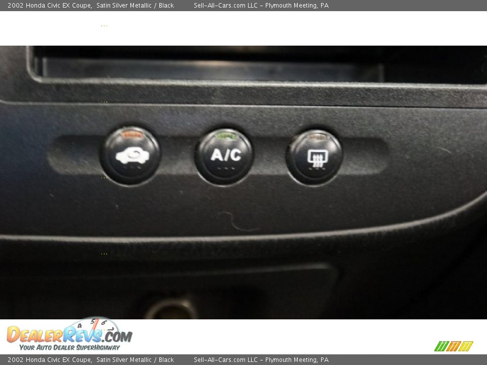 2002 Honda Civic EX Coupe Satin Silver Metallic / Black Photo #33