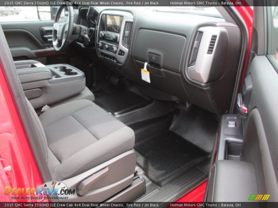 2015 GMC Sierra 3500HD SLE Crew Cab 4x4 Dual Rear Wheel Chassis Fire Red / Jet Black Photo #36