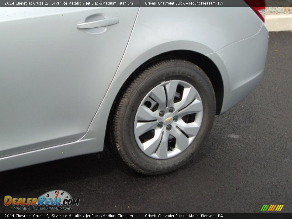 2014 Chevrolet Cruze LS Silver Ice Metallic / Jet Black/Medium Titanium Photo #3