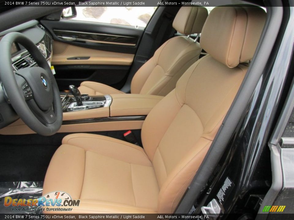 Front Seat of 2014 BMW 7 Series 750Li xDrive Sedan Photo #12