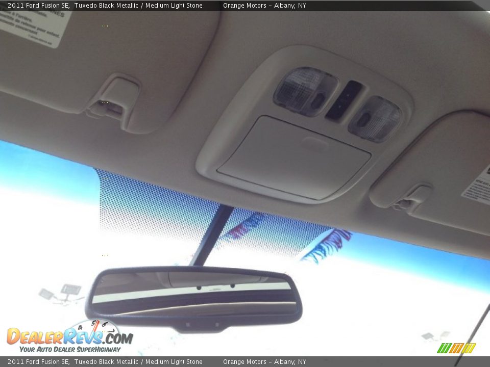 2011 Ford Fusion SE Tuxedo Black Metallic / Medium Light Stone Photo #11
