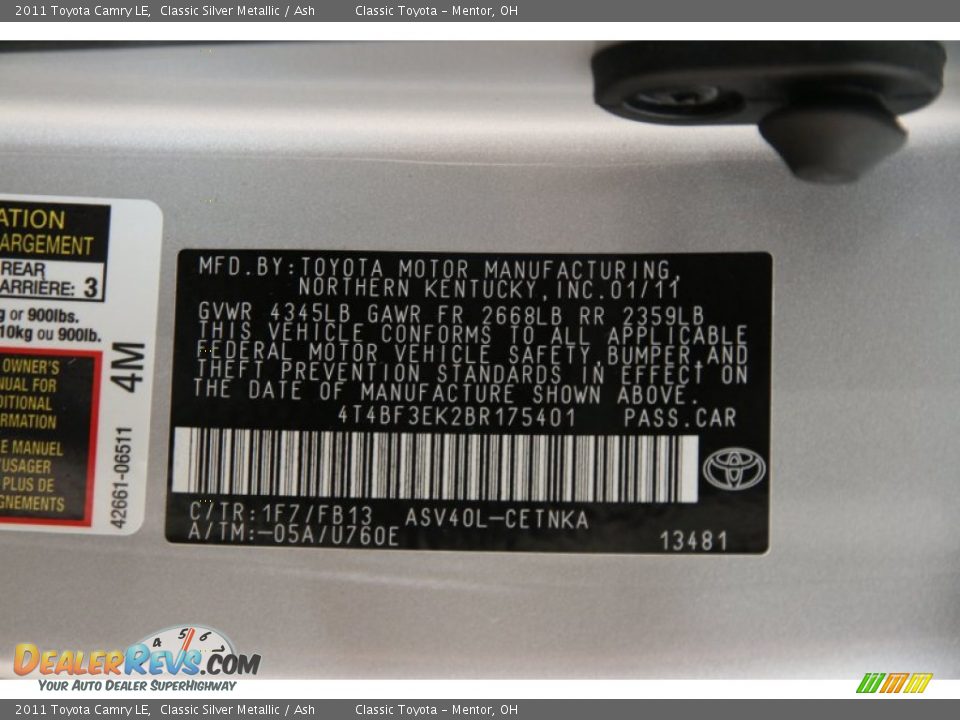 2011 Toyota Camry LE Classic Silver Metallic / Ash Photo #16