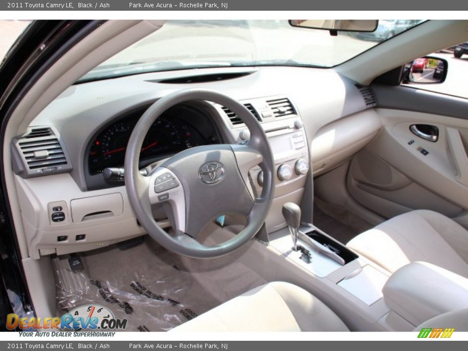 2011 Toyota Camry LE Black / Ash Photo #10