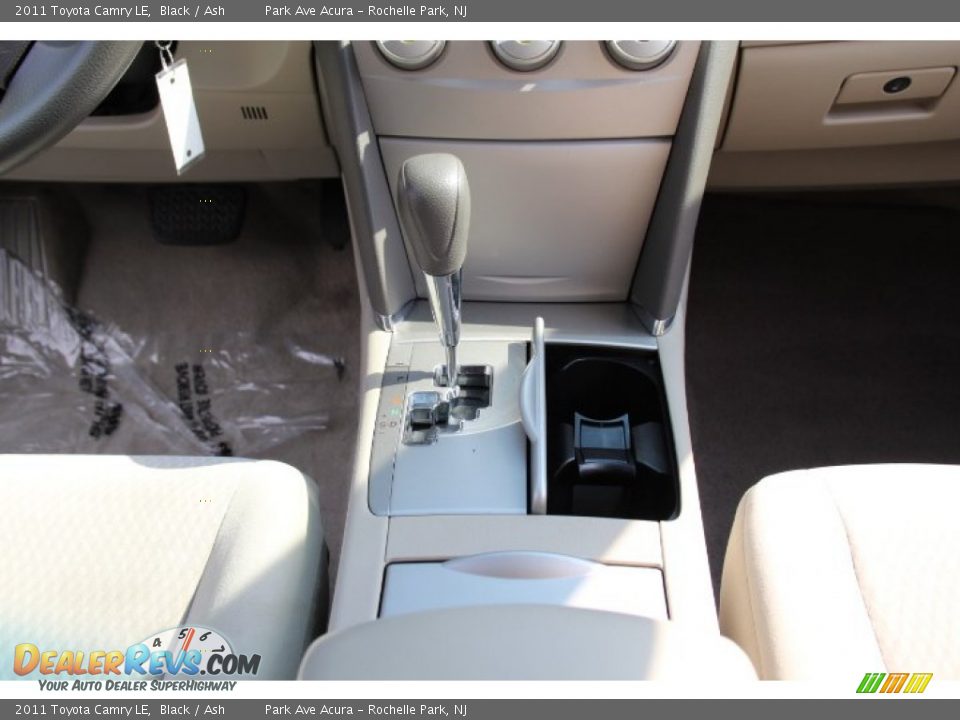 2011 Toyota Camry LE Black / Ash Photo #16