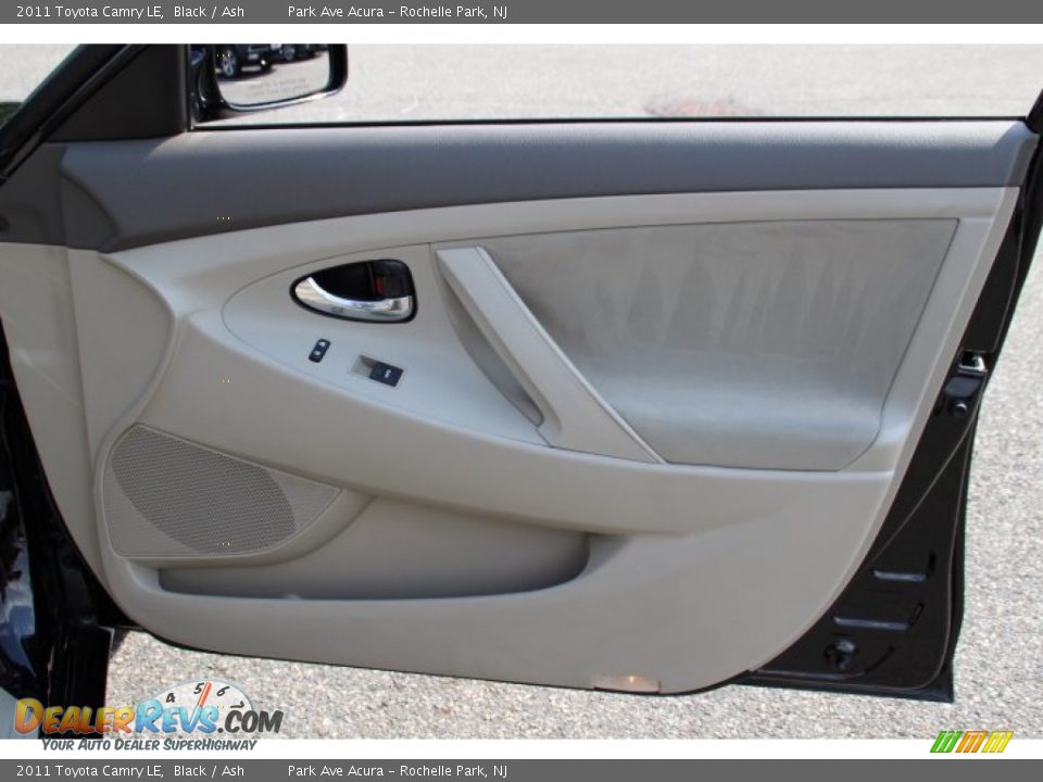 2011 Toyota Camry LE Black / Ash Photo #25