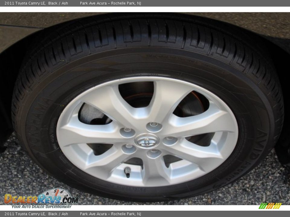 2011 Toyota Camry LE Black / Ash Photo #31