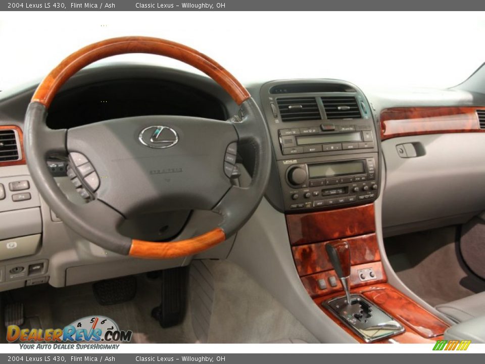 Dashboard of 2004 Lexus LS 430 Photo #11