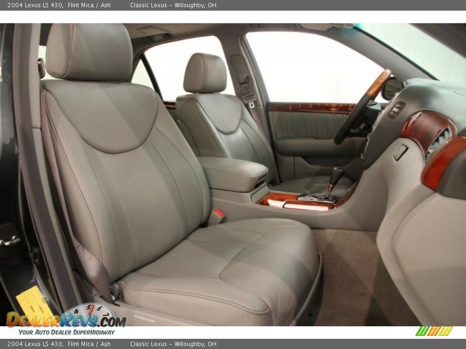 Front Seat of 2004 Lexus LS 430 Photo #21