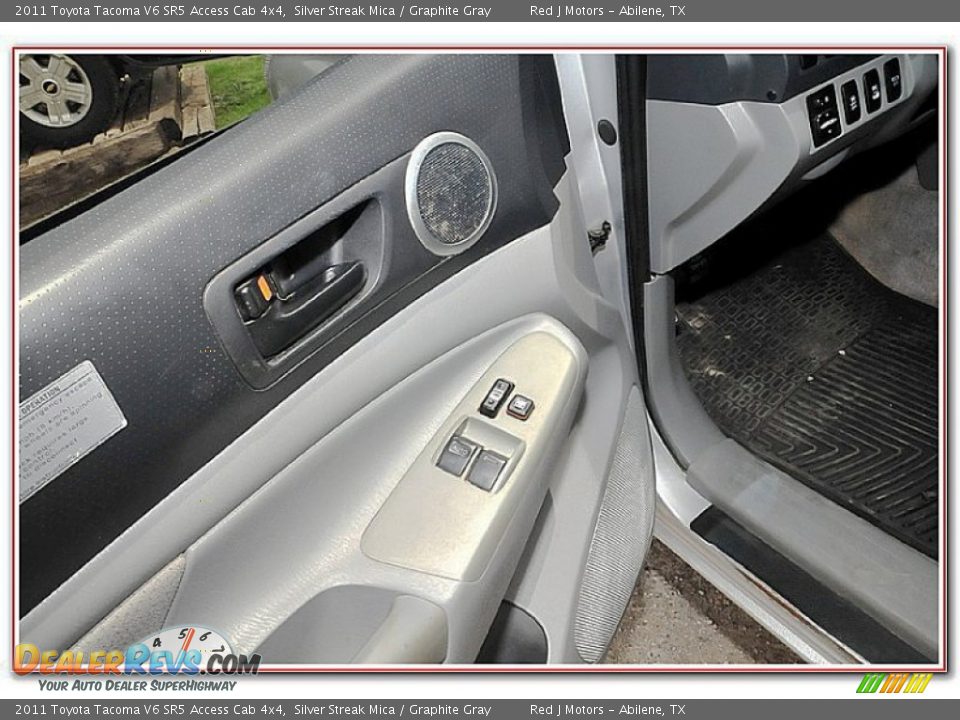 2011 Toyota Tacoma V6 SR5 Access Cab 4x4 Silver Streak Mica / Graphite Gray Photo #19