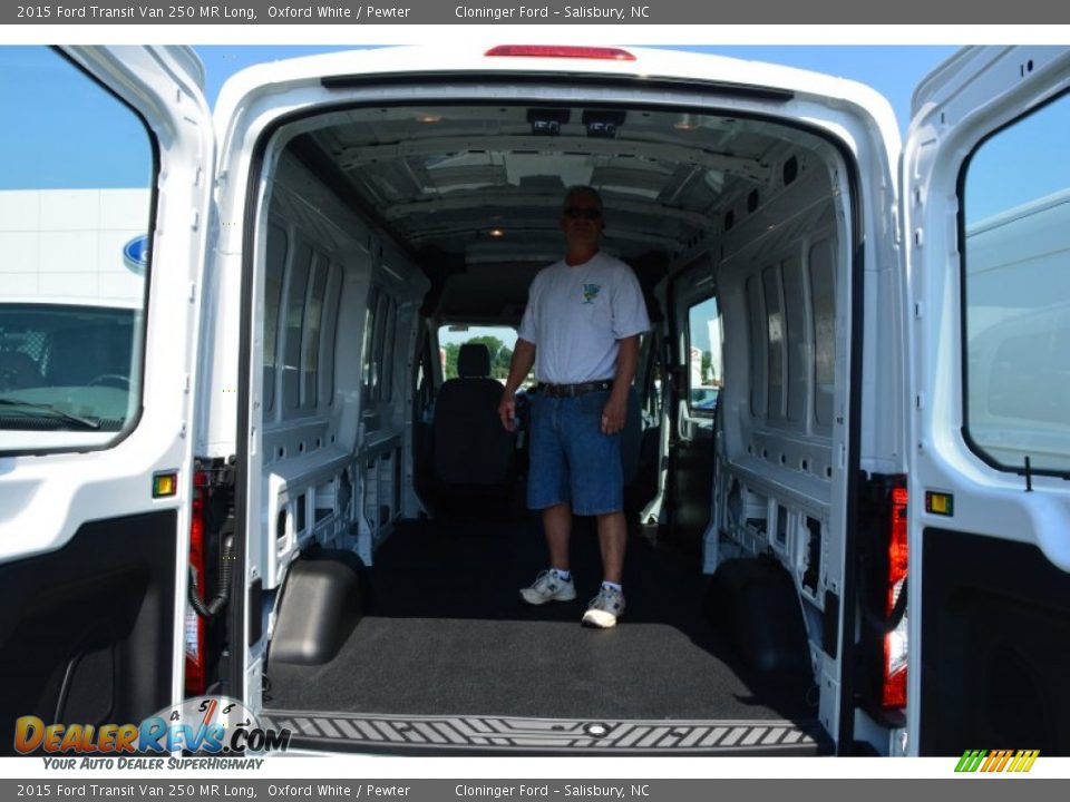 2015 Ford Transit Van 250 MR Long Oxford White / Pewter Photo #8