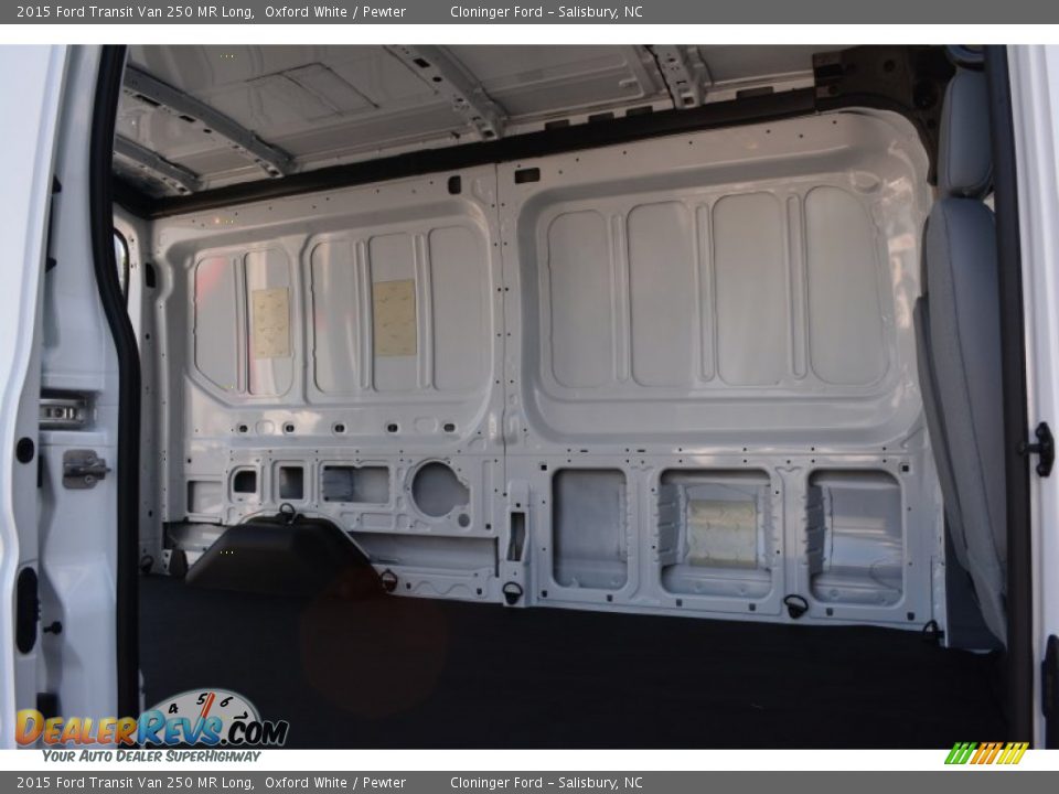 2015 Ford Transit Van 250 MR Long Oxford White / Pewter Photo #9