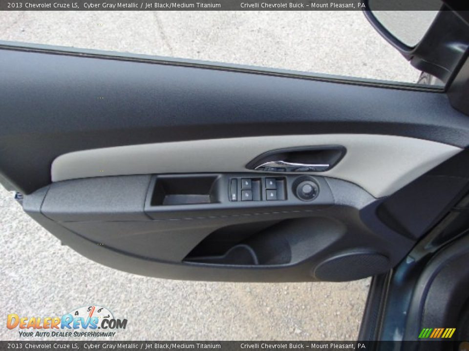 2013 Chevrolet Cruze LS Cyber Gray Metallic / Jet Black/Medium Titanium Photo #14