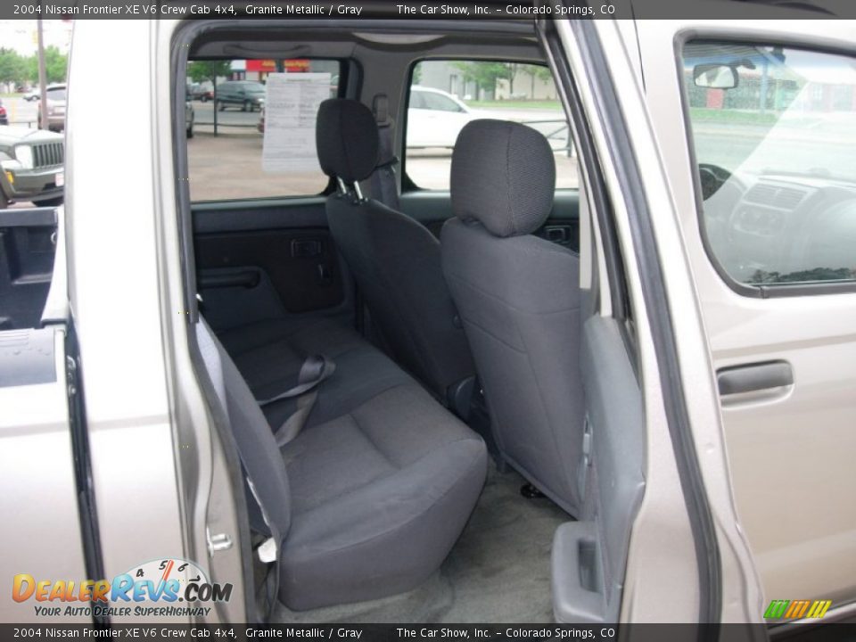 2004 Nissan Frontier XE V6 Crew Cab 4x4 Granite Metallic / Gray Photo #8