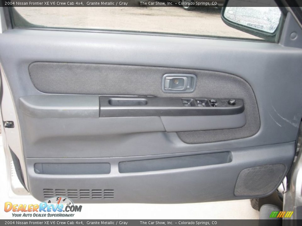 2004 Nissan Frontier XE V6 Crew Cab 4x4 Granite Metallic / Gray Photo #22