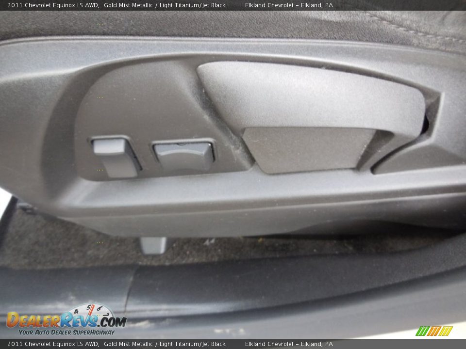 2011 Chevrolet Equinox LS AWD Gold Mist Metallic / Light Titanium/Jet Black Photo #20