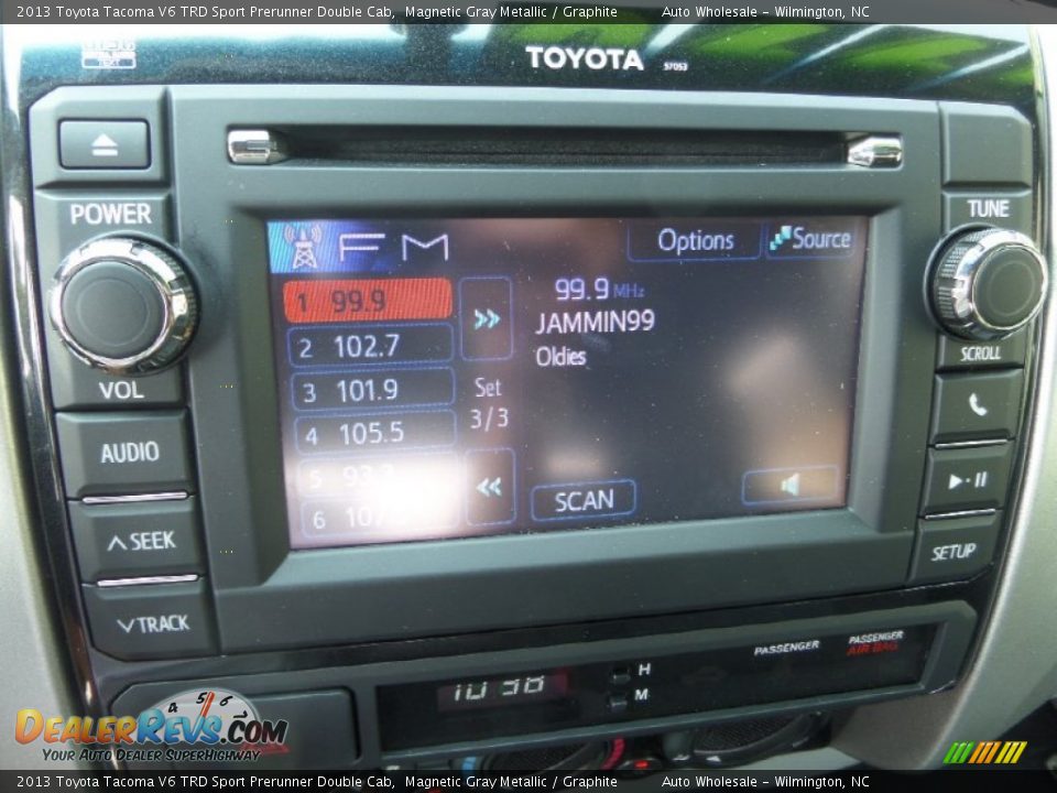 2013 Toyota Tacoma V6 TRD Sport Prerunner Double Cab Magnetic Gray Metallic / Graphite Photo #17
