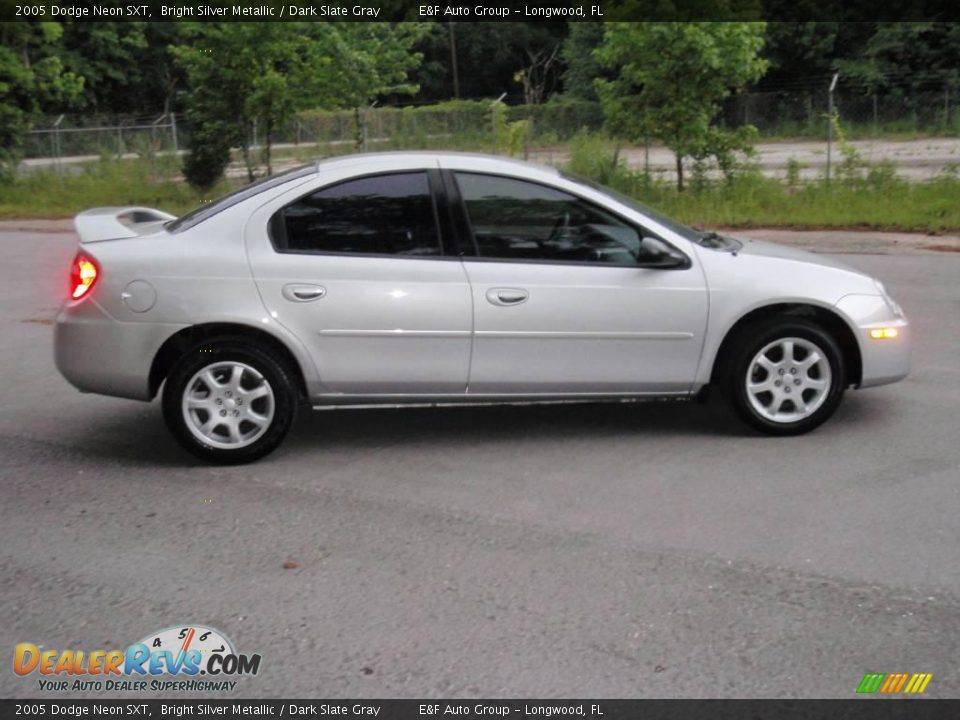 2005 Dodge Neon SXT Bright Silver Metallic / Dark Slate Gray Photo #10